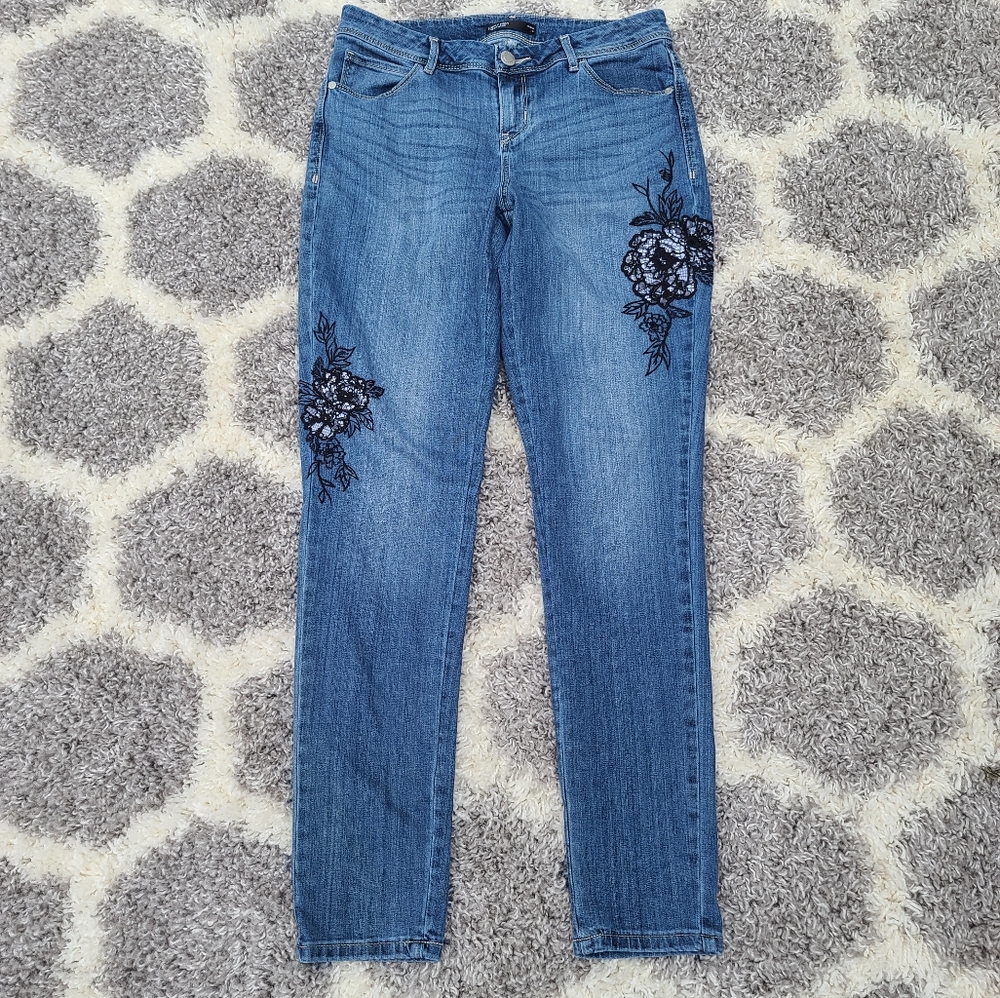 Simply Vera Wang Embroidered Skinny Jeans Size 6